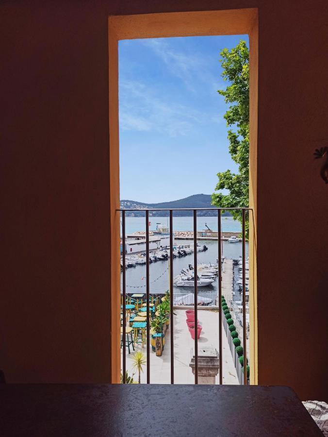 Ô Rêves Ailleurs Saint-Cyr-sur-Mer Exterior foto